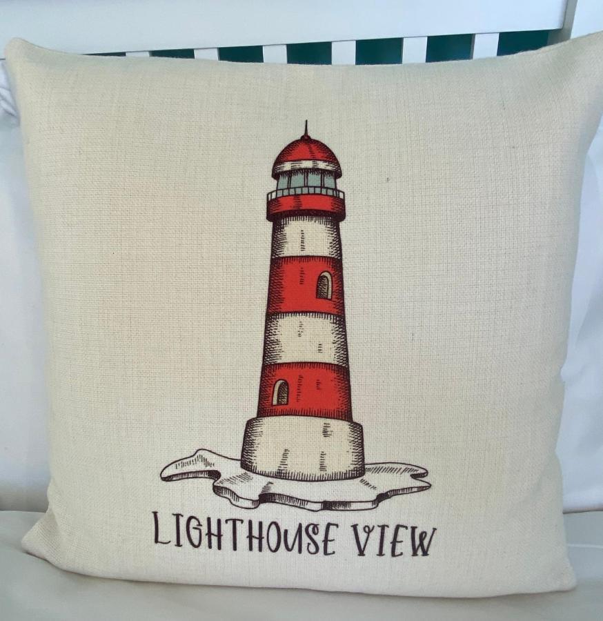 Lighthouse View, One Min From Harbour & Beach Apartment สการ์โบโรห์ ภายนอก รูปภาพ
